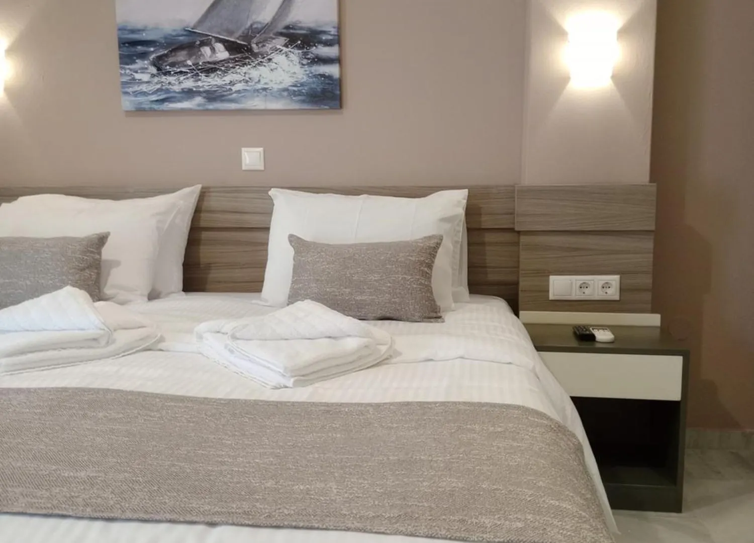 Vesperi Studios & Apartments