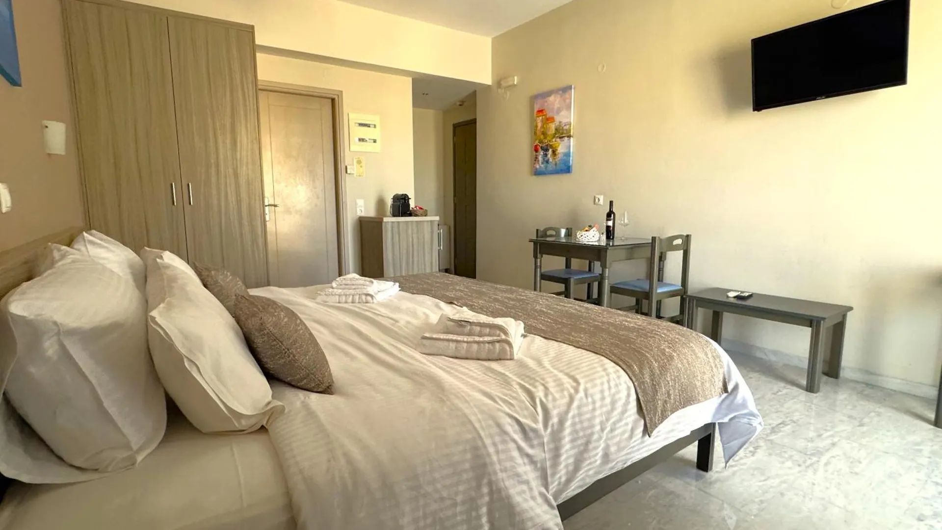 Vesperi Studios & Apartments 0*, Rethymno (Crete)