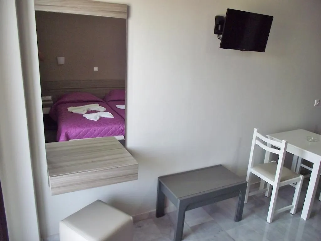 Vesperi Studios & Apartments