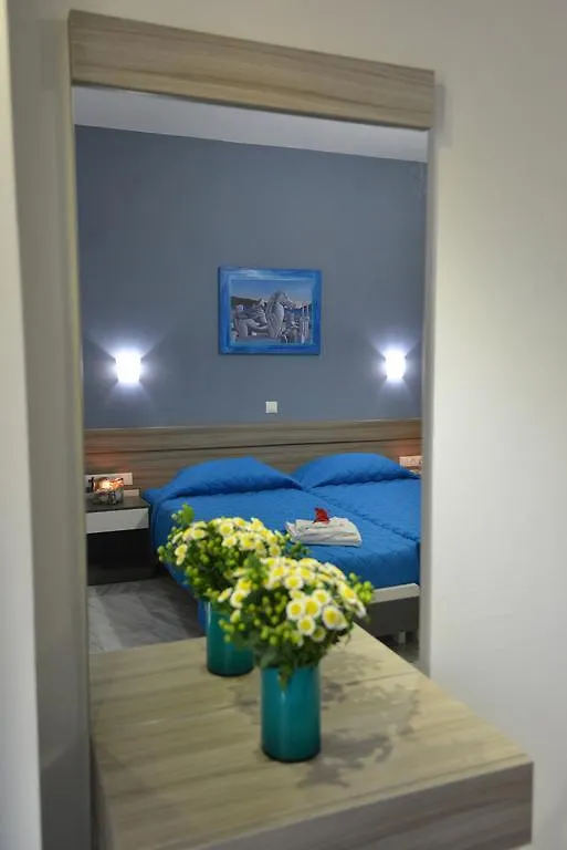 Vesperi Studios & Apartments